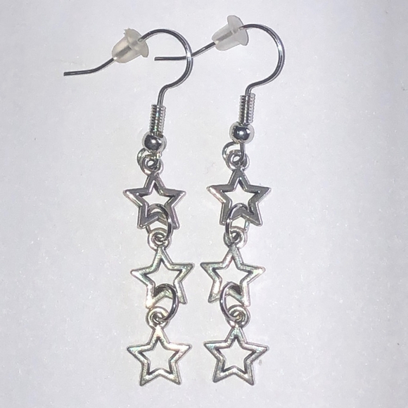 Unbranded Jewelry - Silver Tone Star Dangle Earrings
